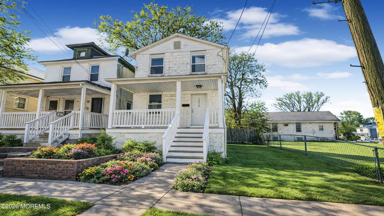 1312 Mattison Avenue - Photo 1