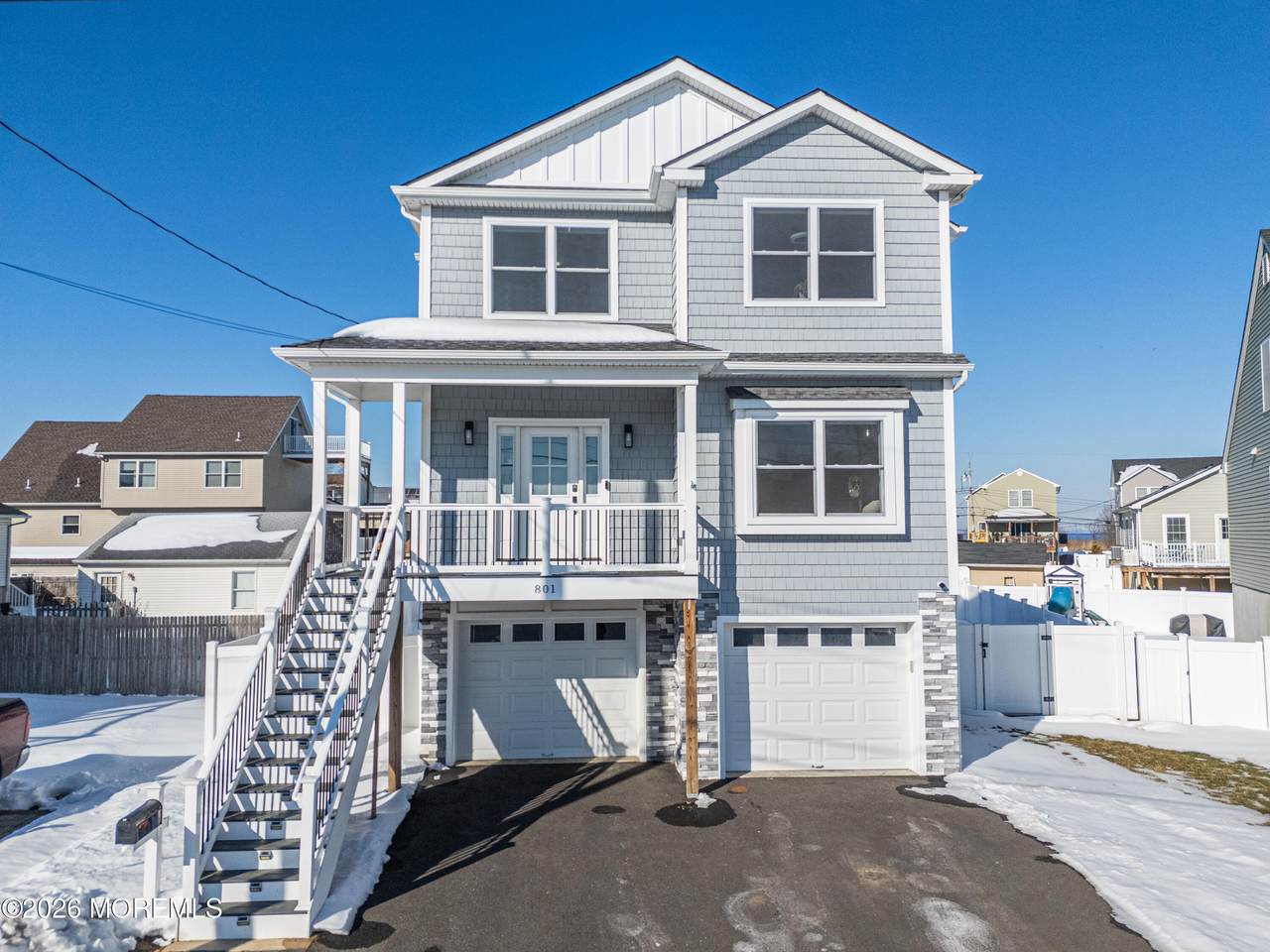 801 Bayview Avenue - Photo 1