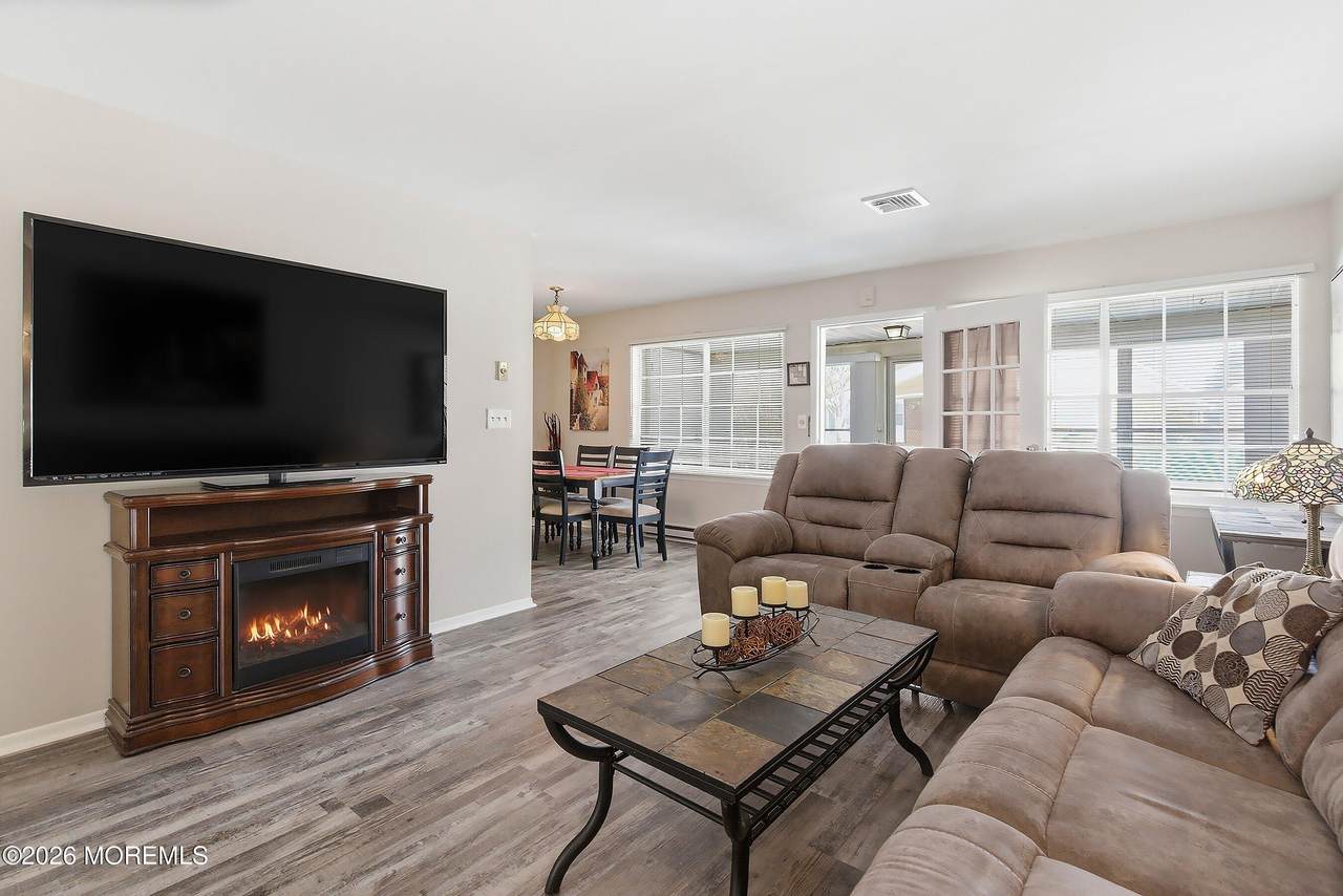 1245C Hamilton Court - Photo 1