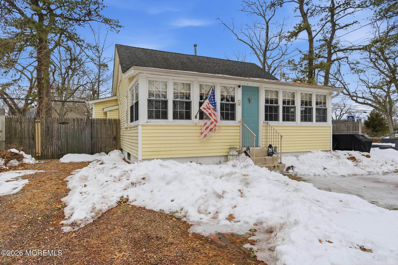 14 Sunset Road - Photo 1