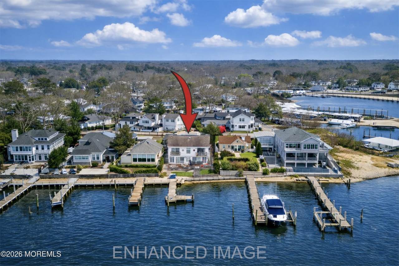 592 Kingfisher Circle - Photo 1