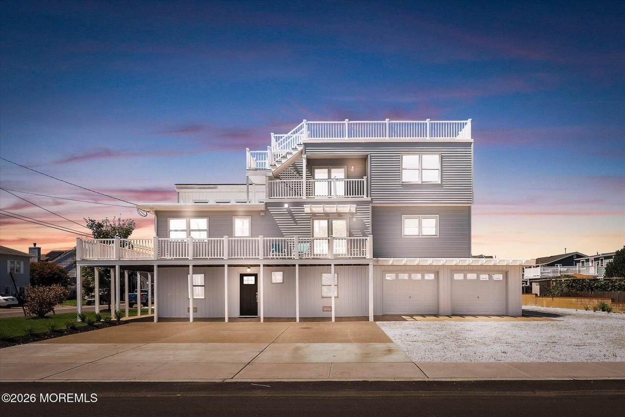 615 Barnegat Avenue - Photo 1