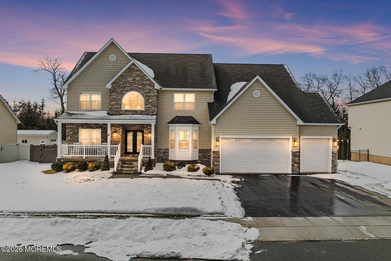 8 Cindy Court - Photo 1