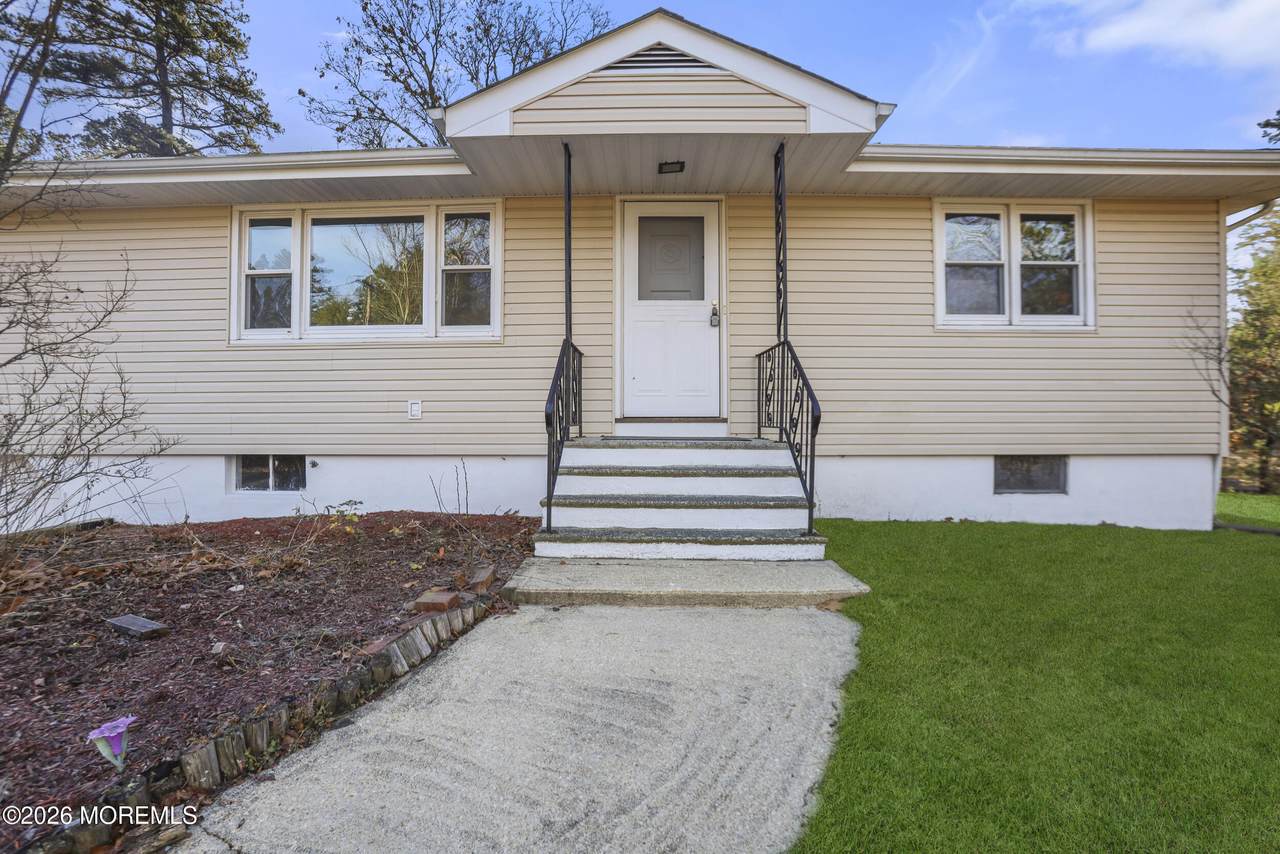 9 Riccis Drive - Photo 1