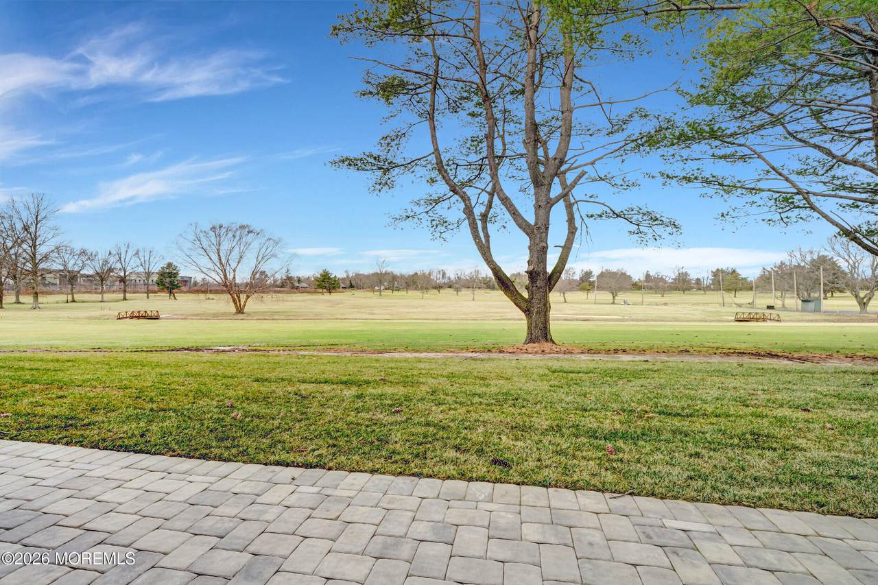 https://bt-photos.global.ssl.fastly.net/monmouth/1280_boomver_1_22604438-2.jpg