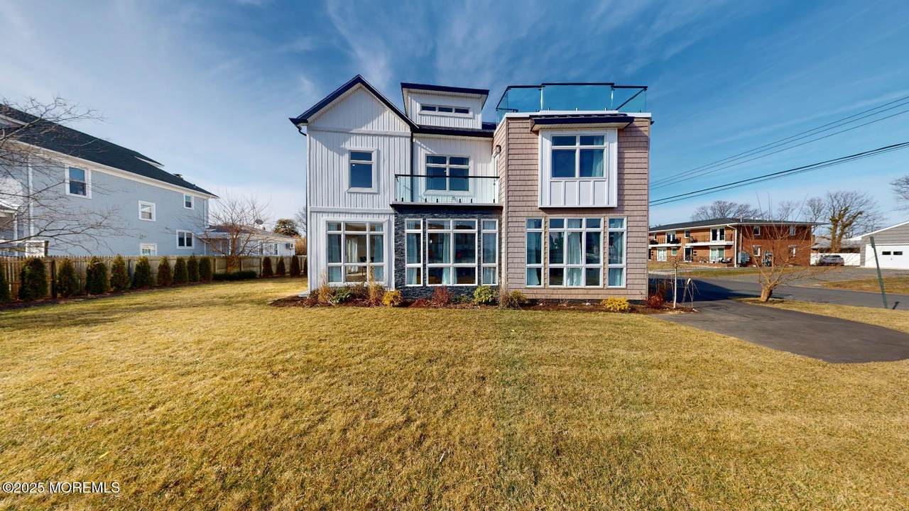1 Howland Avenue - Photo 1