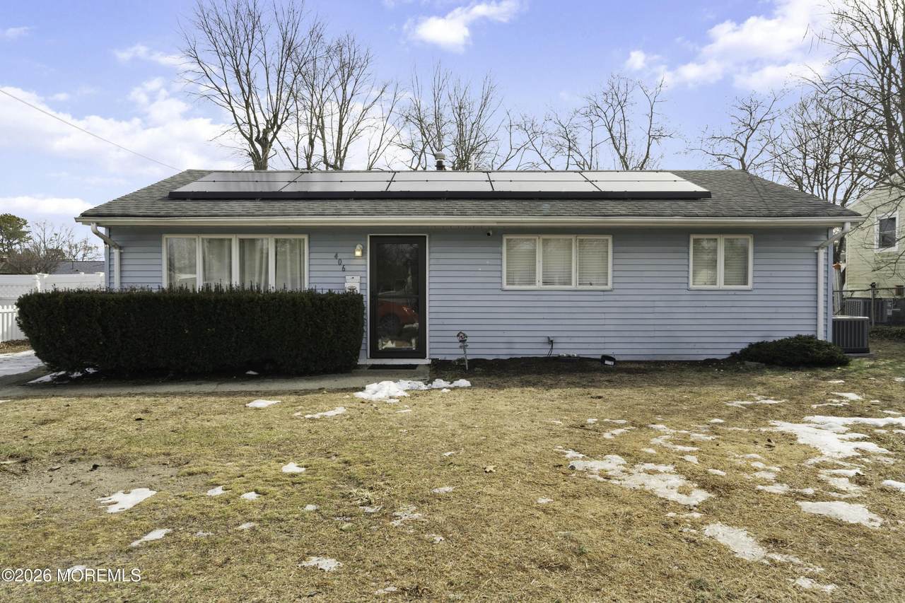 406 Applegate Avenue - Photo 1