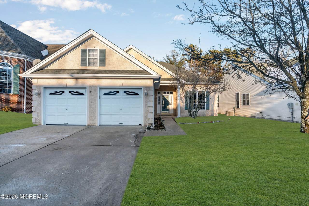 79 Oakmont Lane - Photo 1