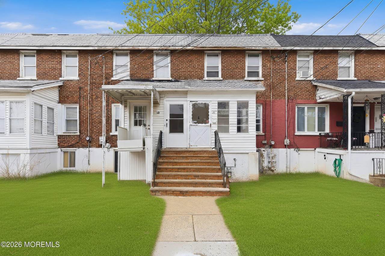 46 12th Street - Photo 1