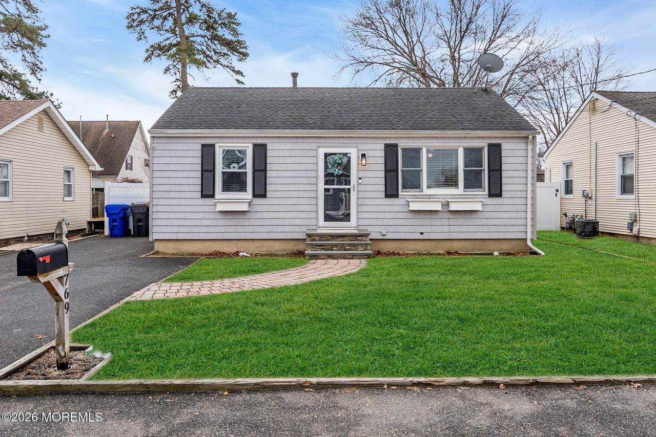 769 Pine Drive - Photo 1