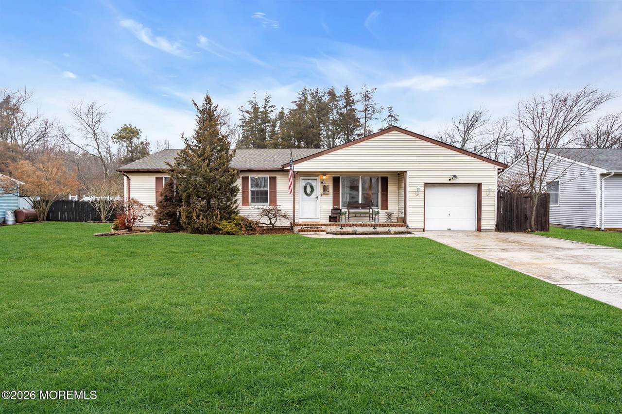 710 Hazelton Avenue - Photo 1