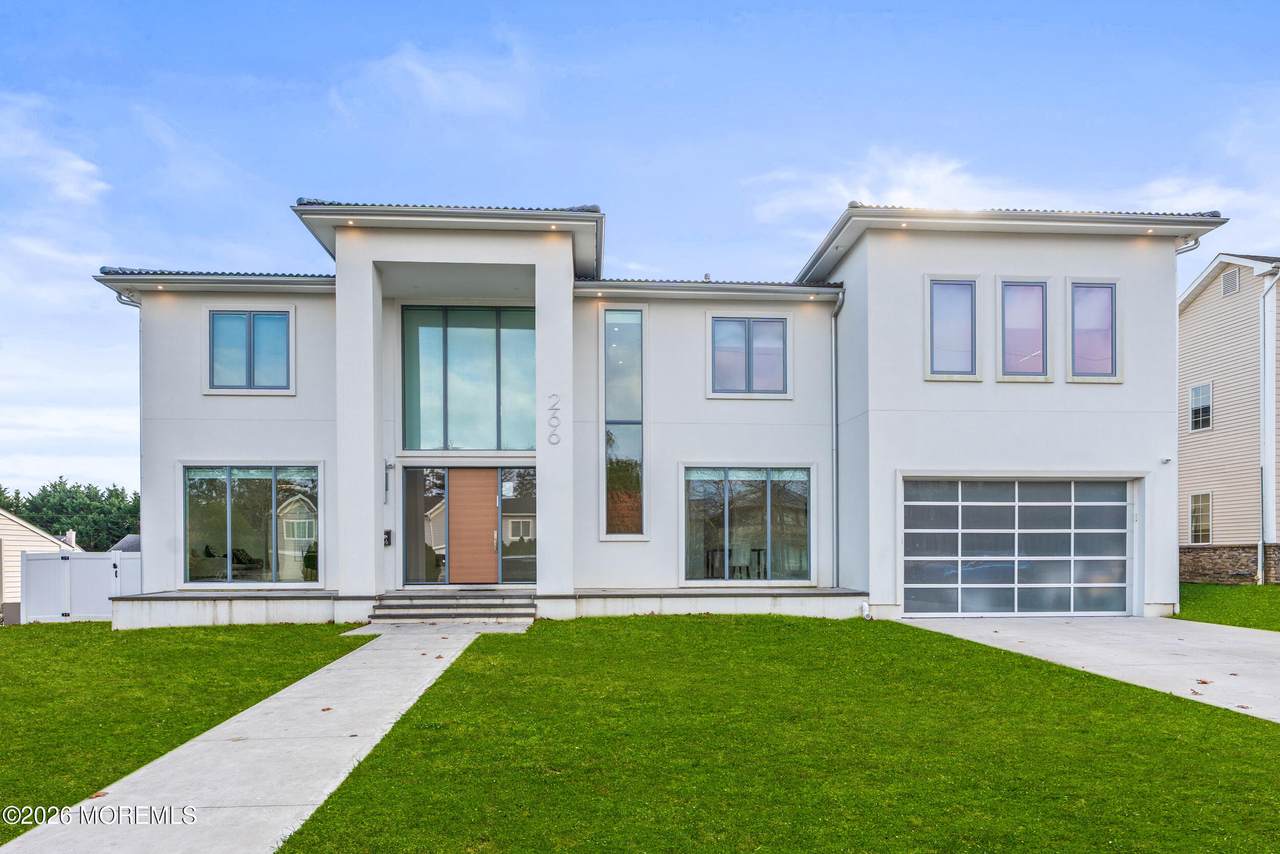 266 Lenox Avenue - Photo 1