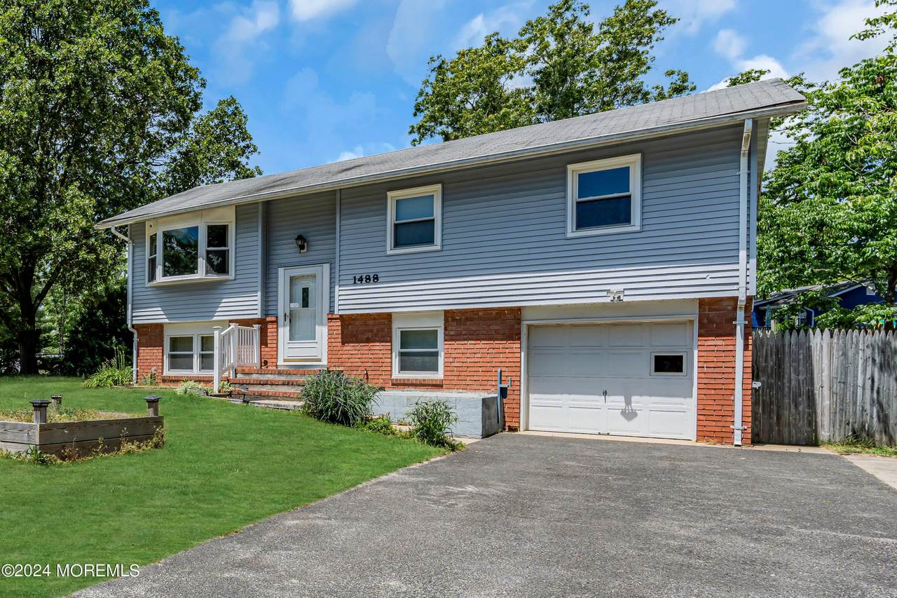 1488 Colorado Drive - Photo 1