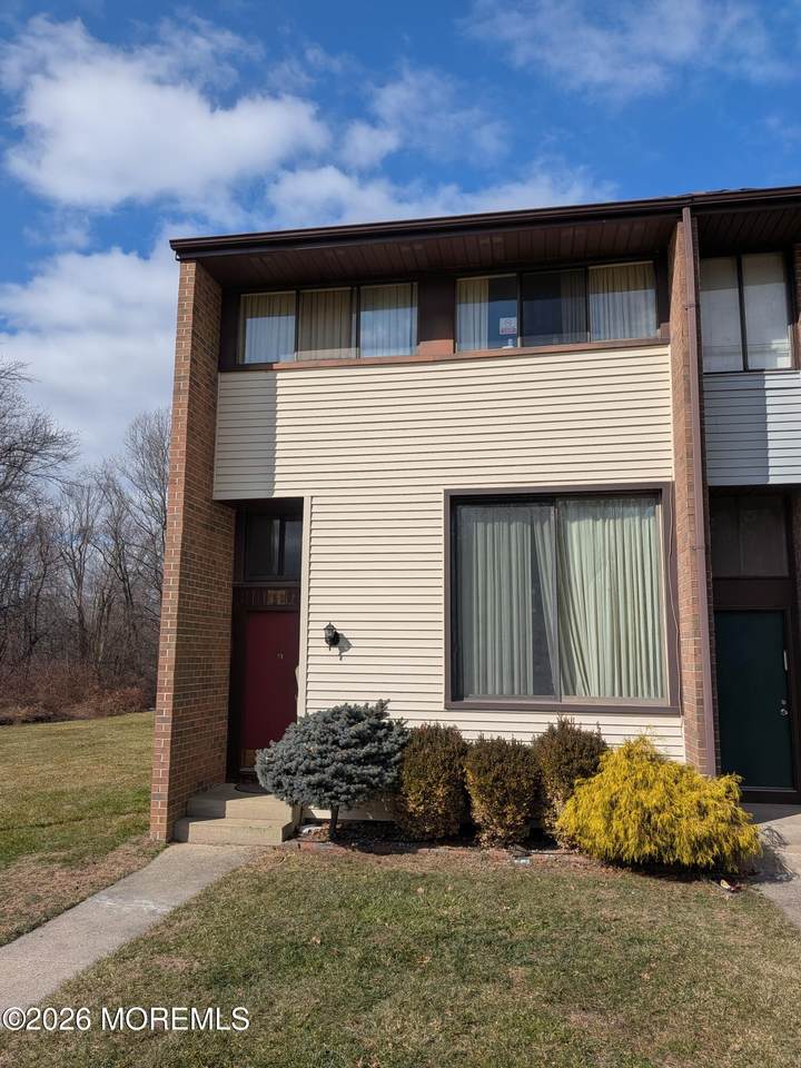 138 Harrison Place - Photo 1