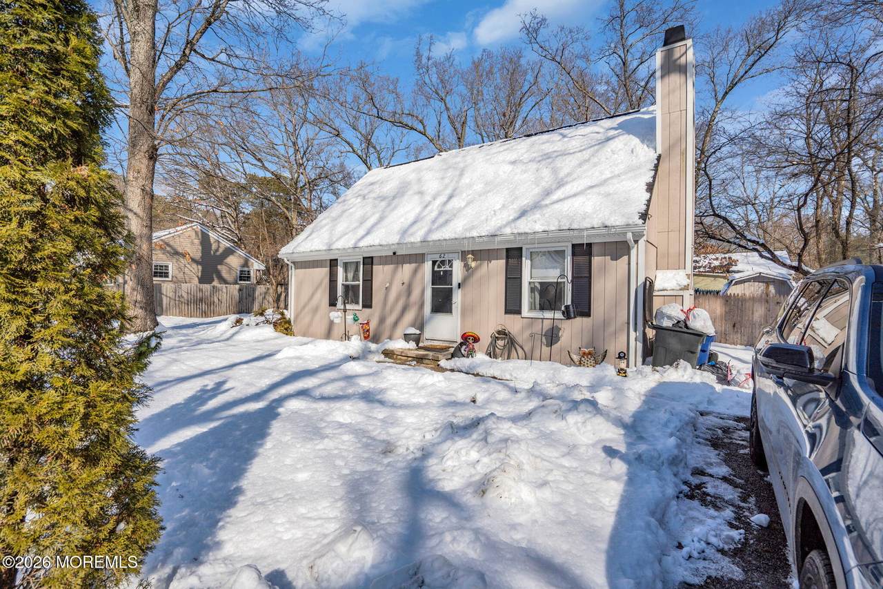62 Aster Street - Photo 1