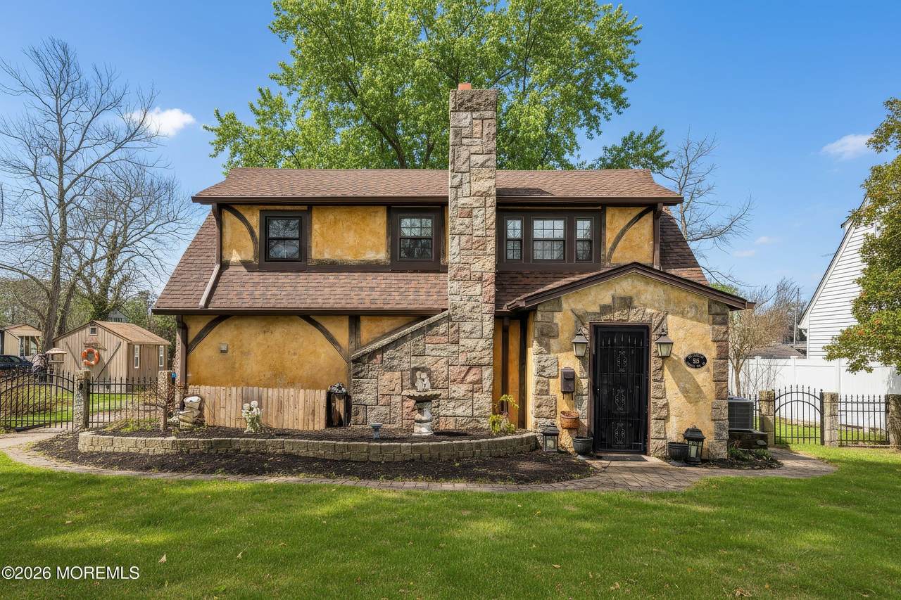 515 Carroll Fox Road - Photo 1