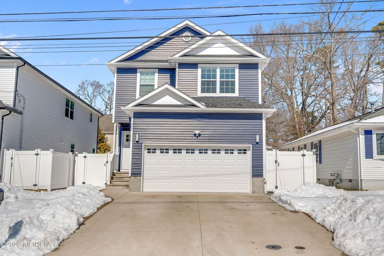 111 Anthony Avenue - Photo 1