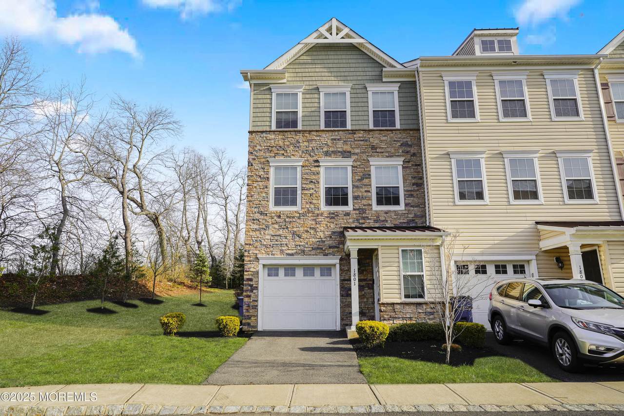 1801 John Deere Lane - Photo 1