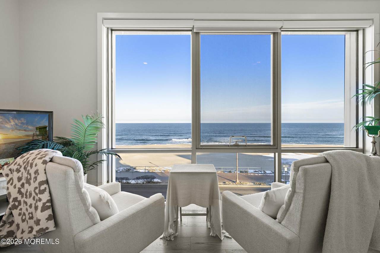 365 Ocean Boulevard - Photo 1