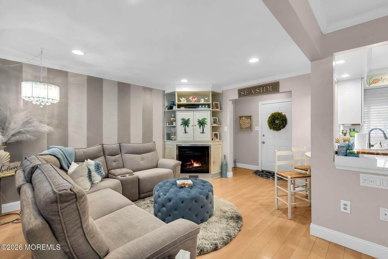 133 Fremont Avenue - Photo 1