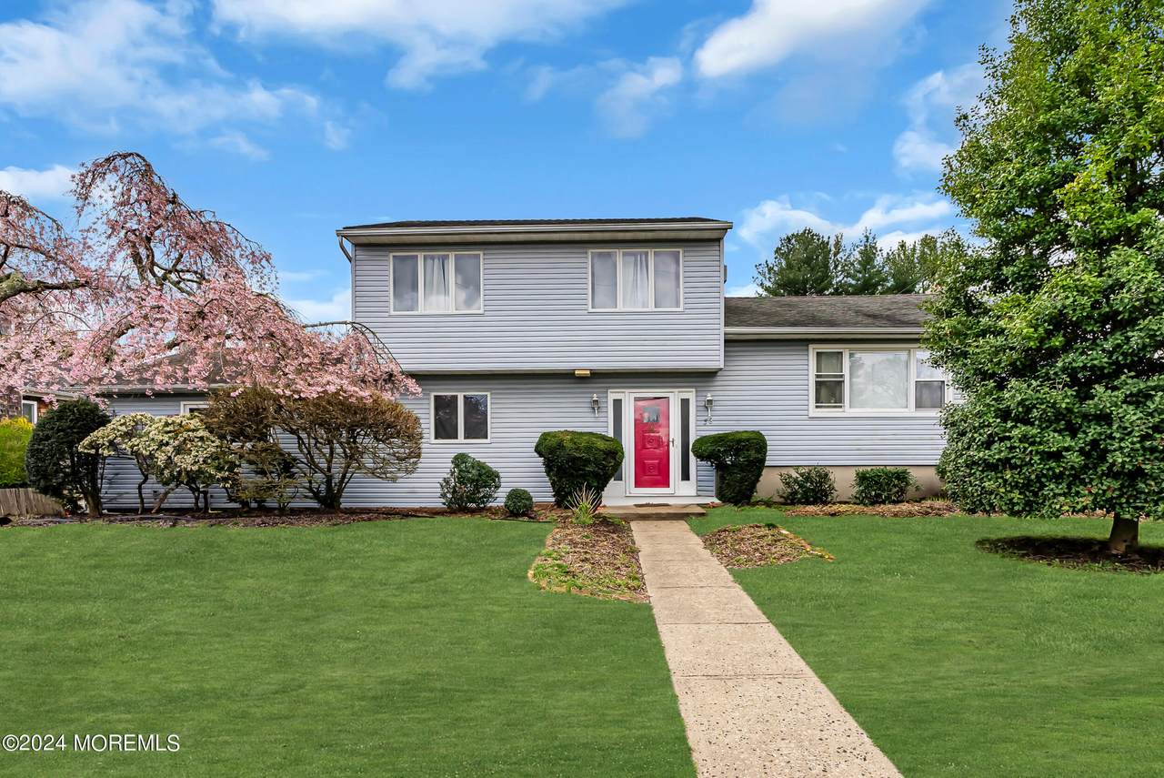 36 Community Drive - Photo 1