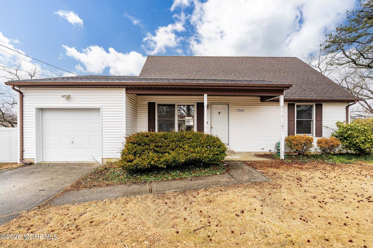 1200 Mermaid Avenue - Photo 1