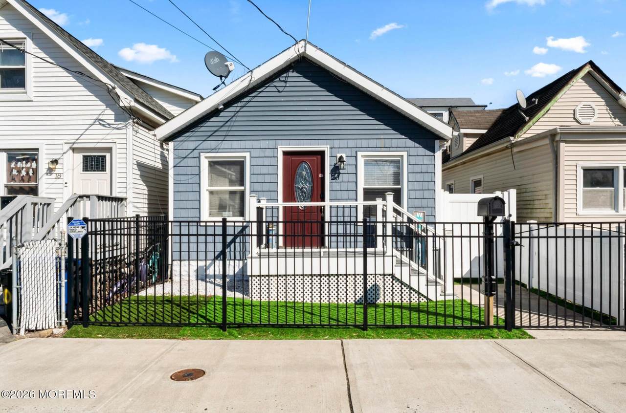 20 Highland Avenue - Photo 1