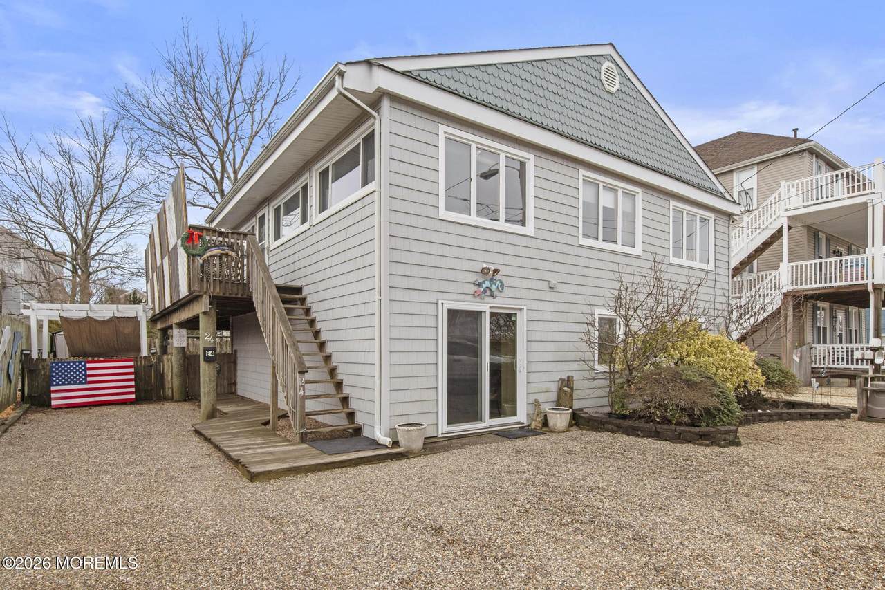 24 New Jersey Avenue - Photo 1