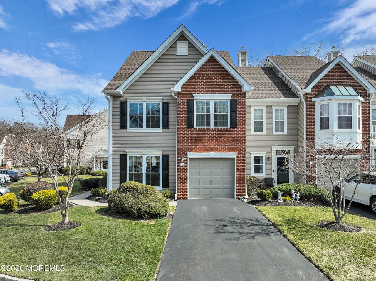 12 Charles Court - Photo 1