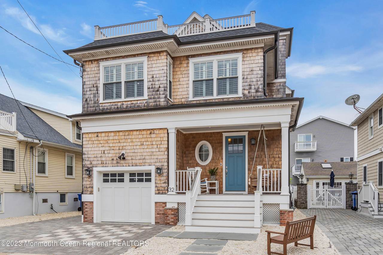 32 3rd Avenue - Photo 1