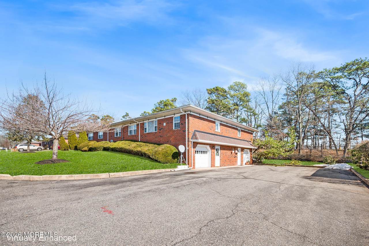 494 Laurel Brook Drive - Photo 1