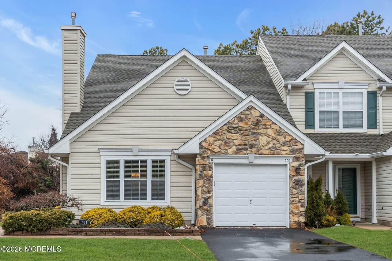 701 Carnation Drive - Photo 1