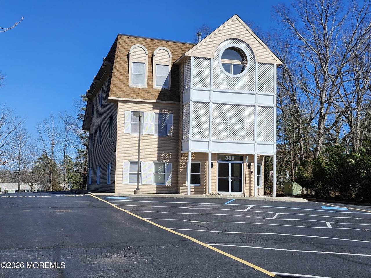 388 Lakehurst Road - Photo 1