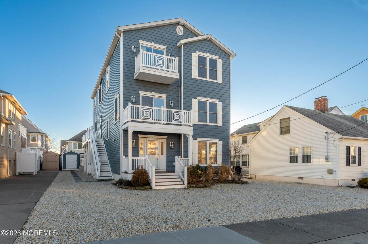 29 4th Avenue - Photo 1