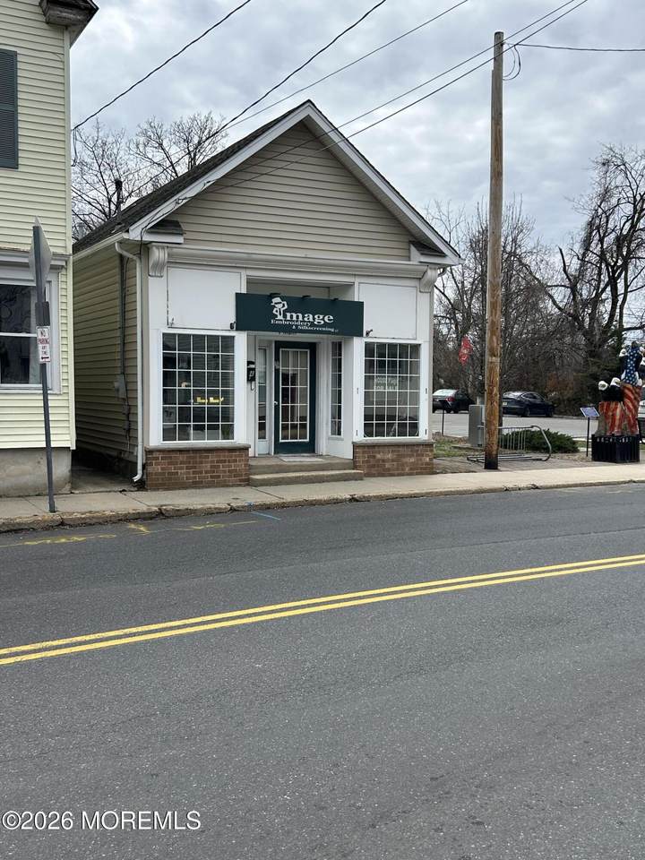 4 Main Street - Photo 1