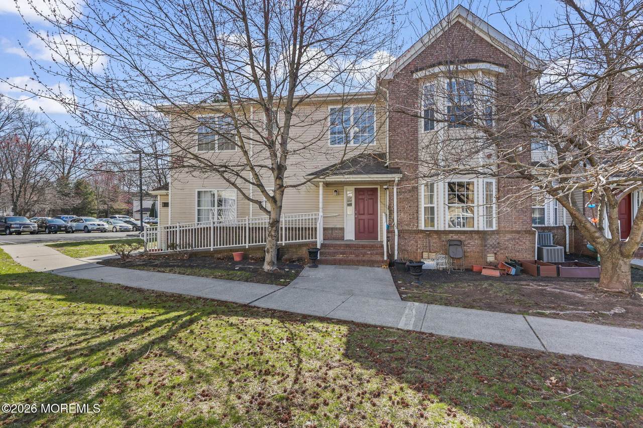 189 Sunshine Drive - Photo 1