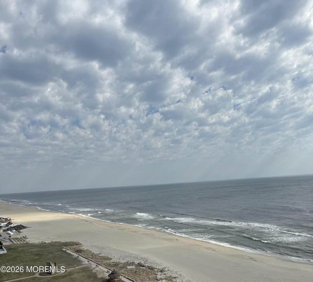 787 Ocean Avenue - Photo 1