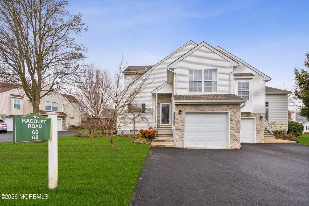 66 Racquet Road - Photo 1