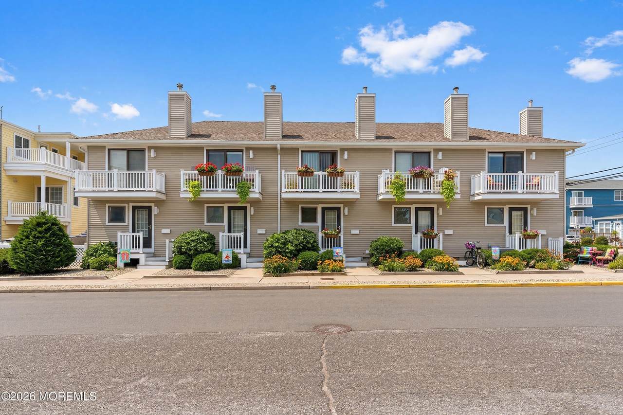 1601 Boulevard - Photo 1