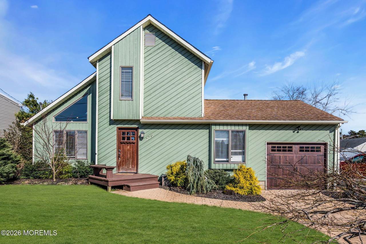 779 Dunedin Street - Photo 1
