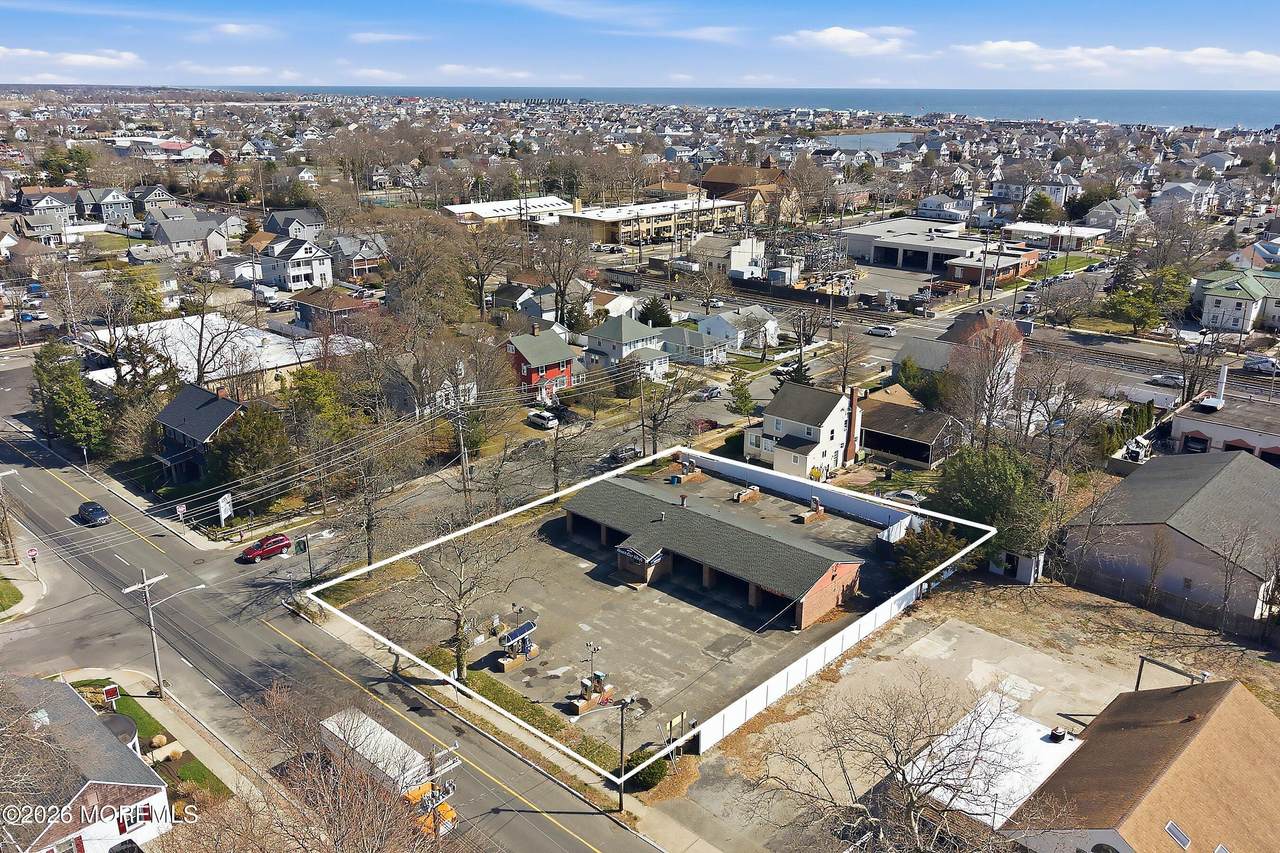 1000 Richmond Avenue - Photo 1