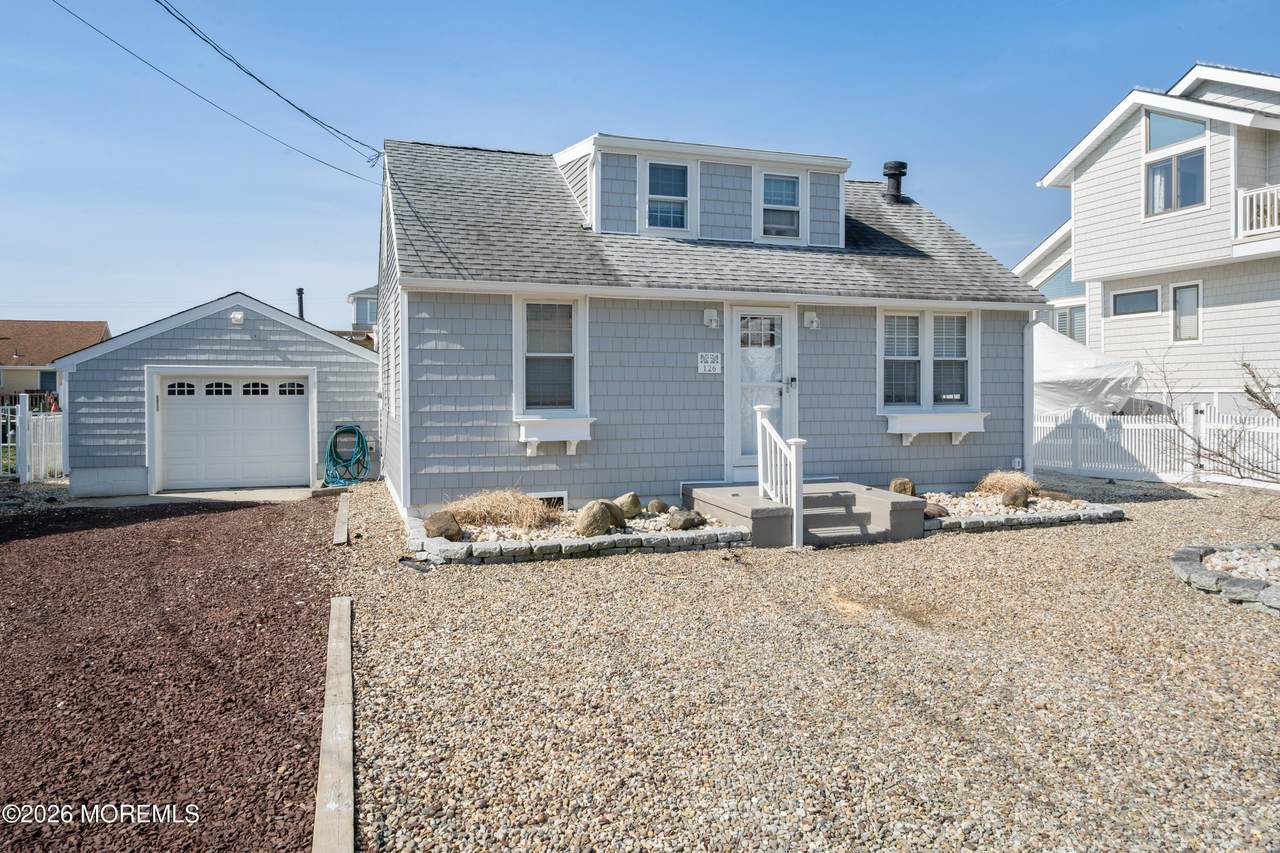 126 Bonita Road - Photo 1