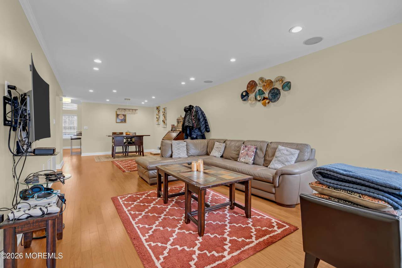 305 Tuxford Court - Photo 1