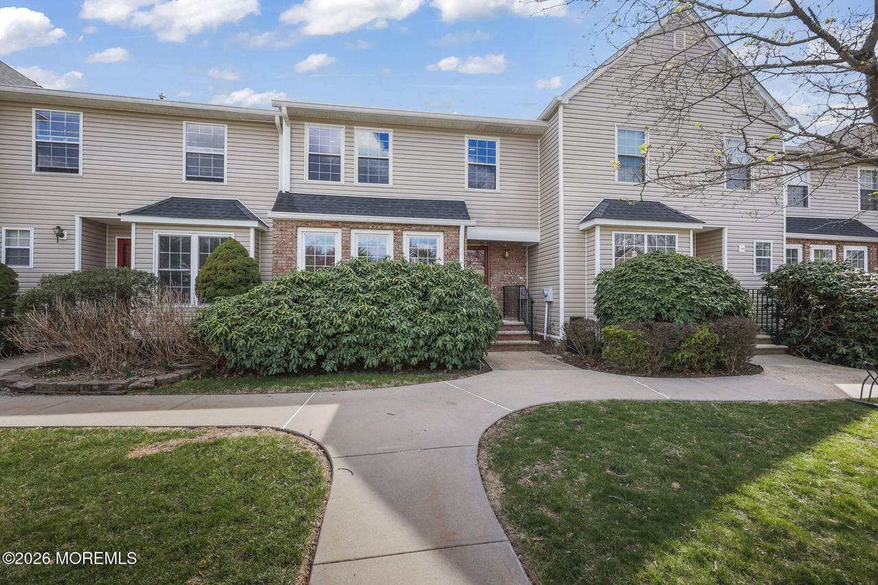 103 Bedford Place - Photo 1
