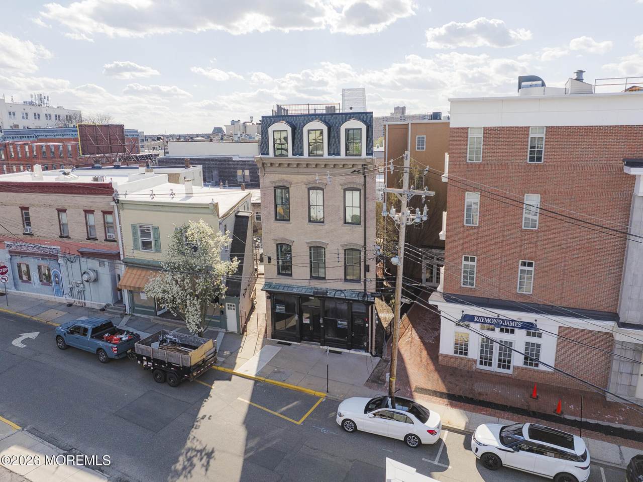 9 Wharf Avenue - Photo 1