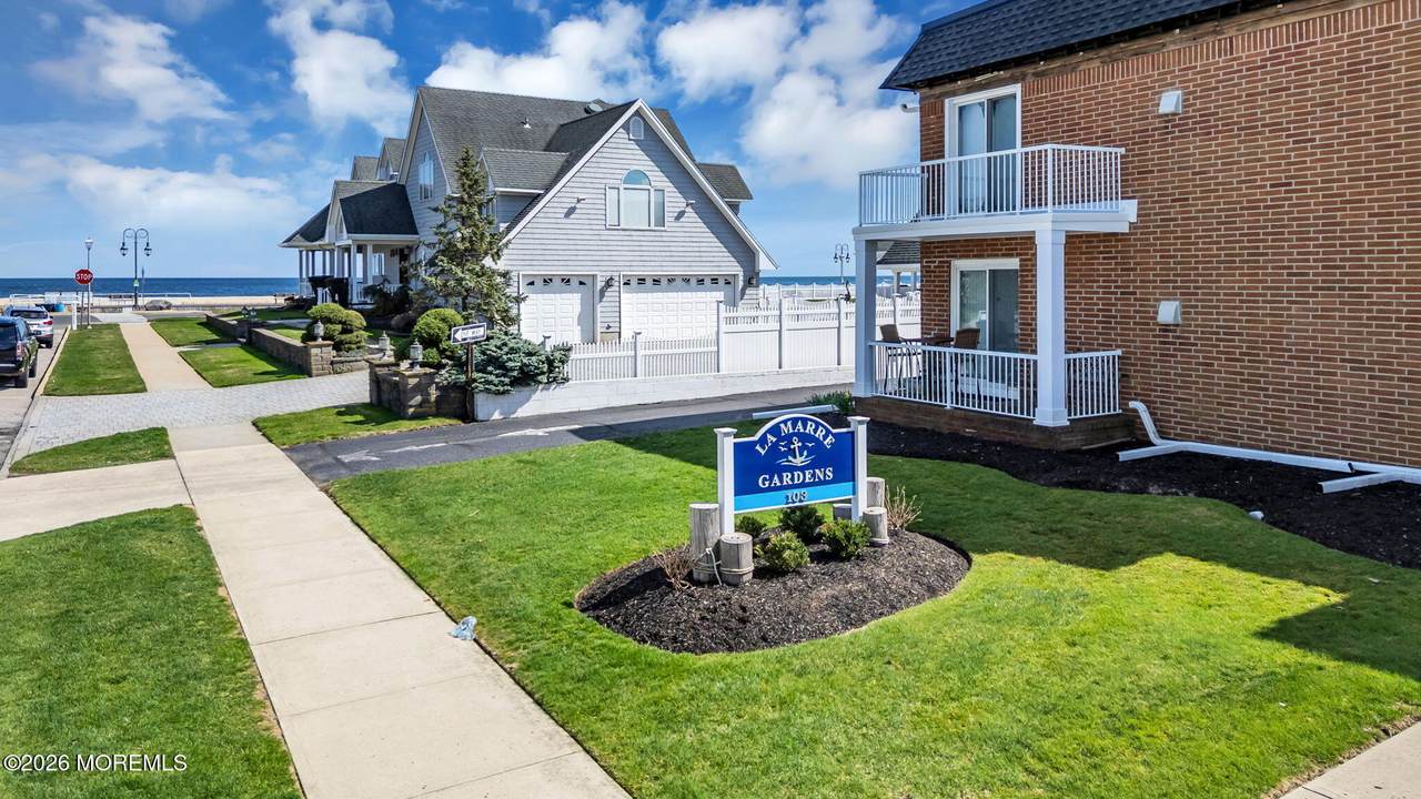 103 2nd Avenue - Photo 1