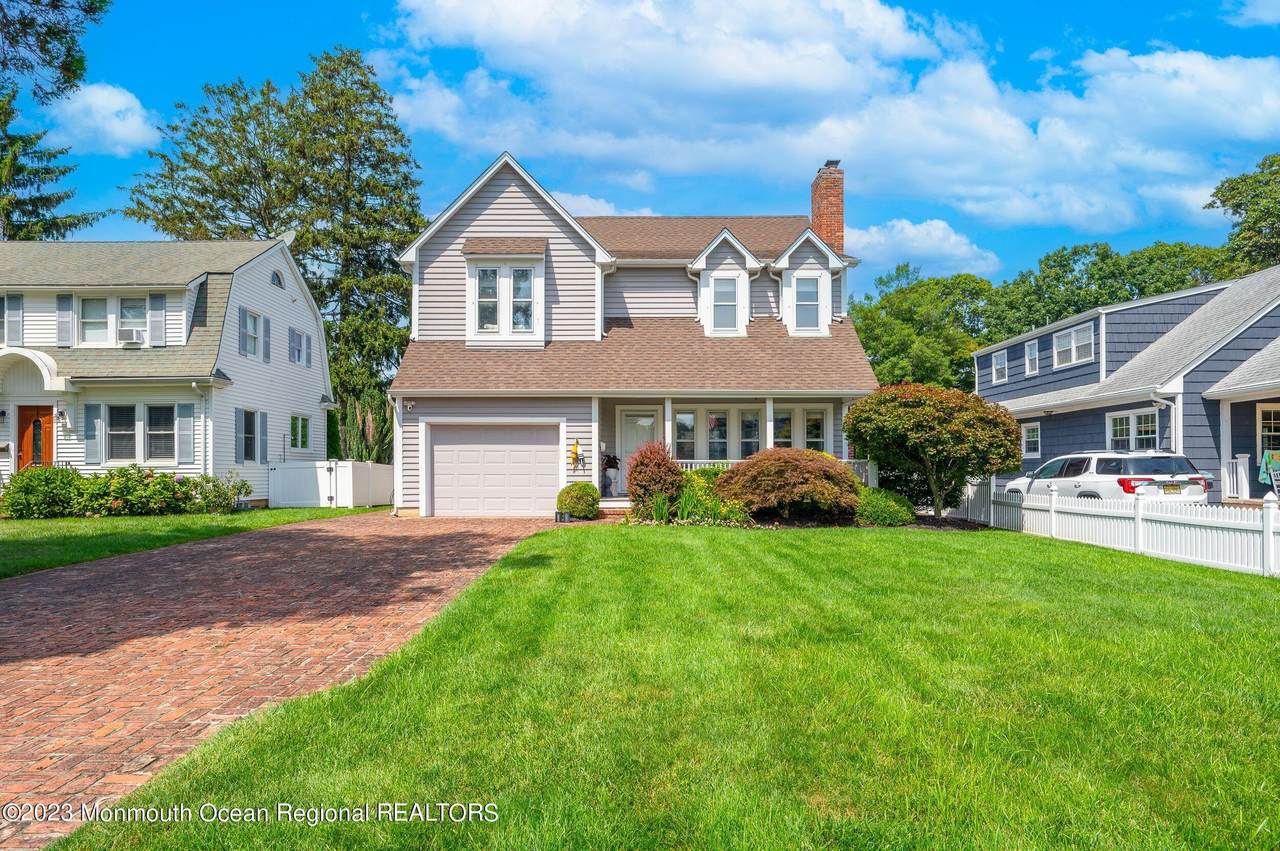623 Brooklyn Boulevard - Photo 1