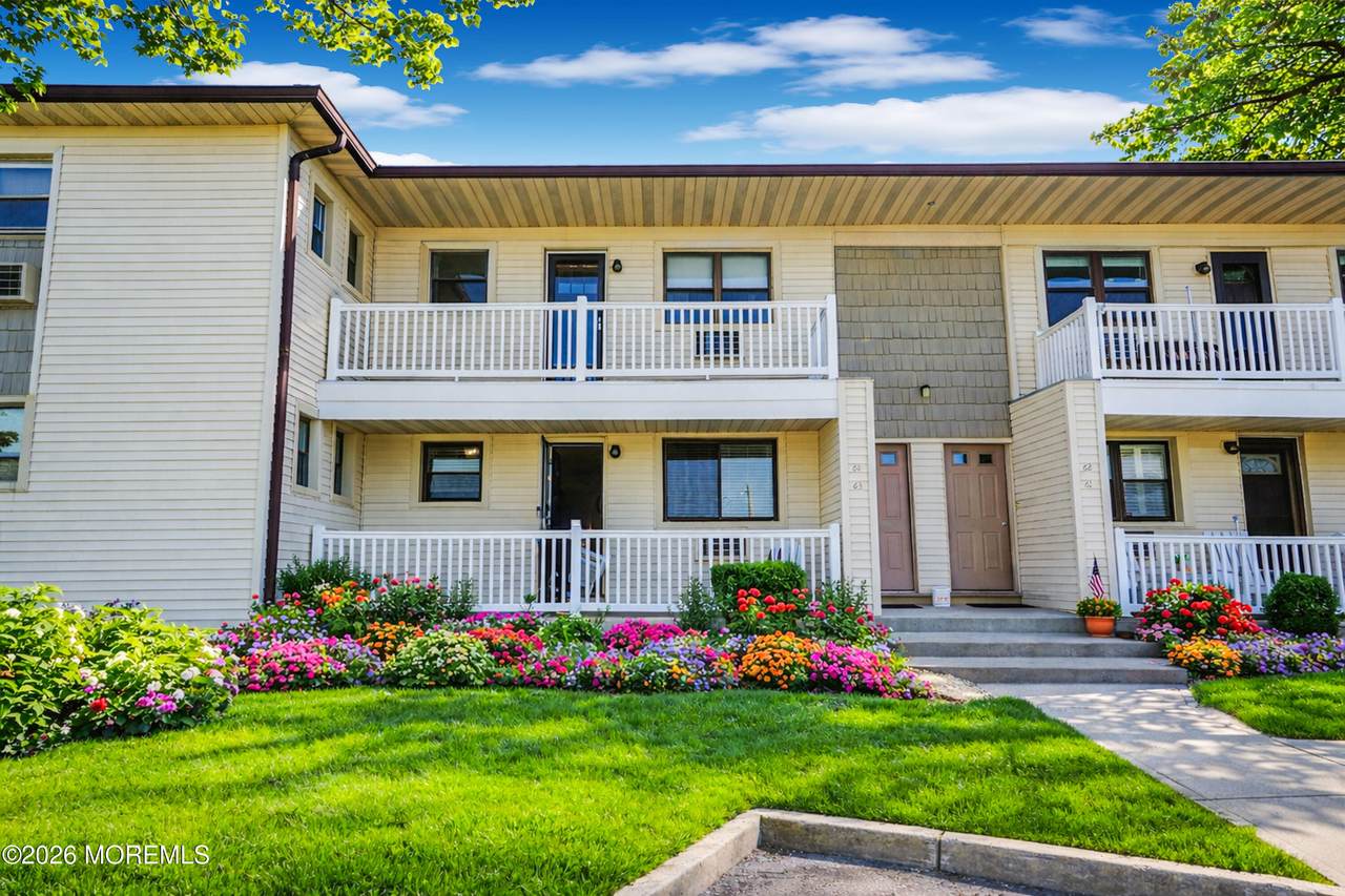 63 Wharfside Drive - Photo 1