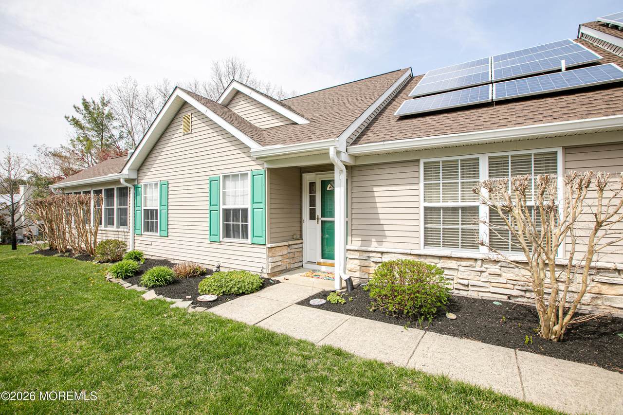 26 Skyline Drive - Photo 1