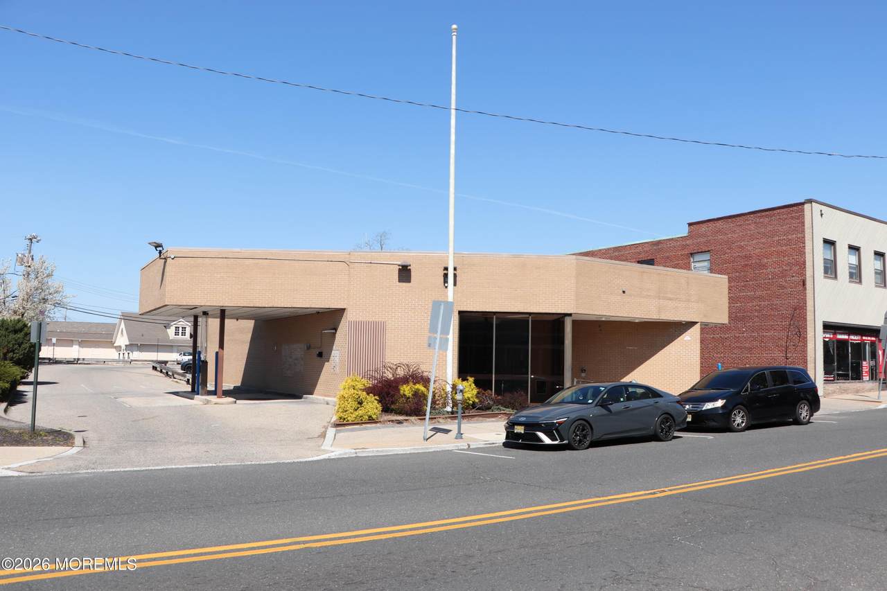 24 Main Street - Photo 1